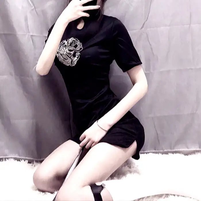川流中的岛渚