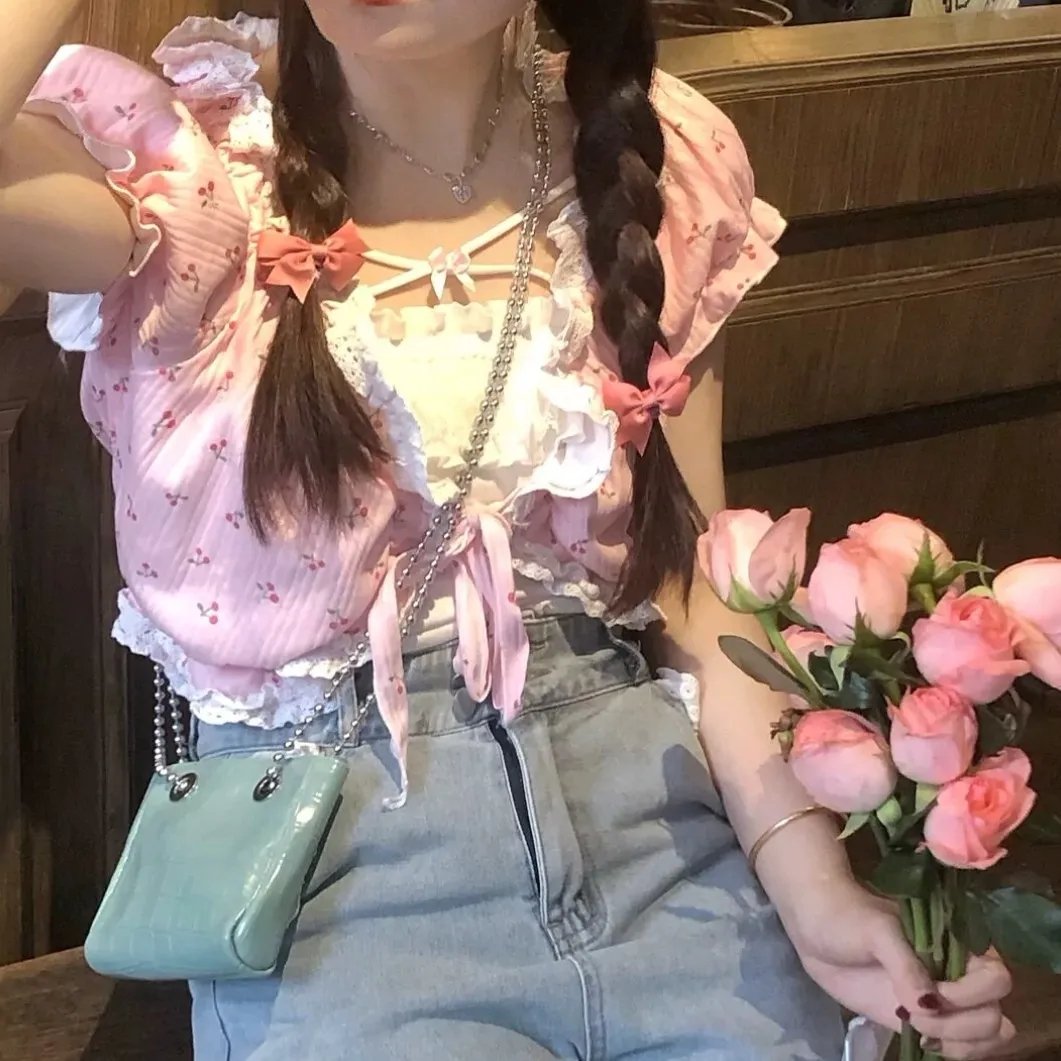 夹缝中活着，小春
